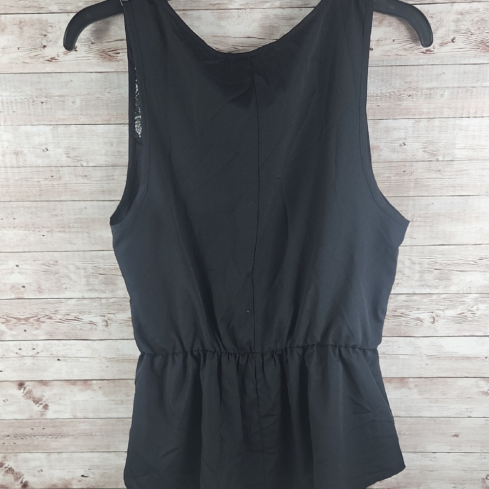 Forever 21, Women's Classic Black Top, Elastic Waist, Lace Upper, SZ M - Picture 4 of 5